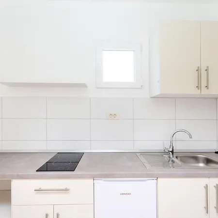 Knezovicapartments Daire Živogošće