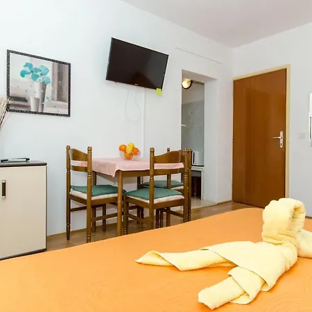 Daire Knezovicapartments *
