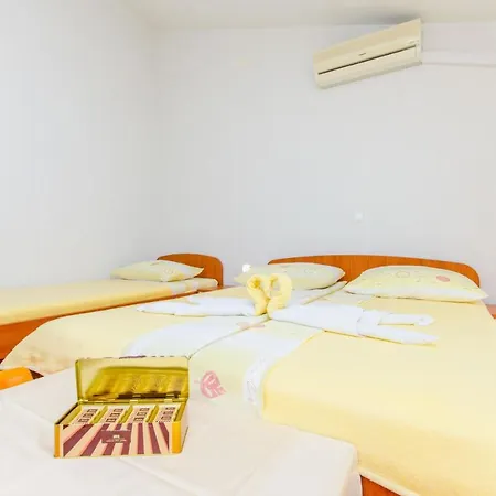Knezovicapartments Daire