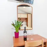 Lägenhet Knezovicapartments
