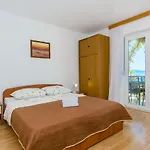 Lägenhet Knezovicapartments Živogošće