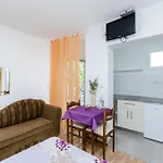 Knezovicapartments Lägenhet