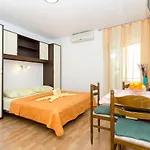 Knezovicapartments Živogošće