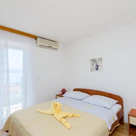 Apartment Knezovicapartments *