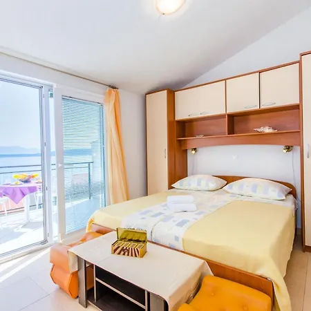 Knezovicapartments Apartment Zivogosce