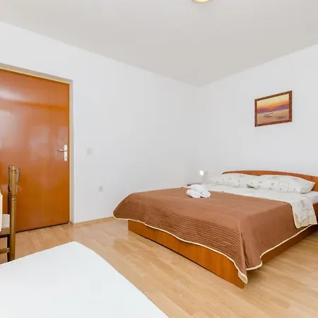 Knezovicapartments Zivogosce